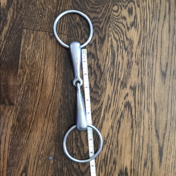 Many Horseback Riding Items - Picture 6 of 8